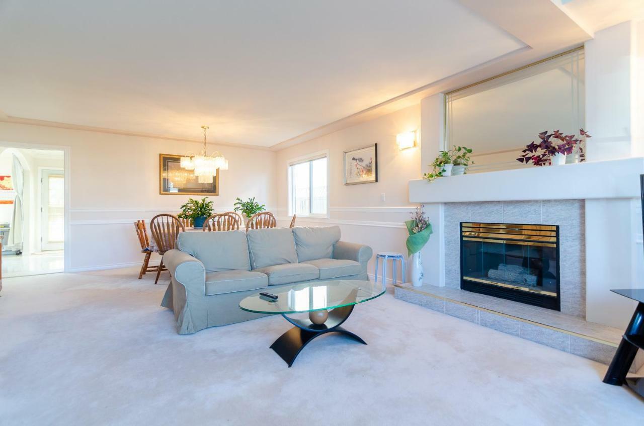 Great Guest Suite In A Gorgeous House New Westminster Bagian luar foto